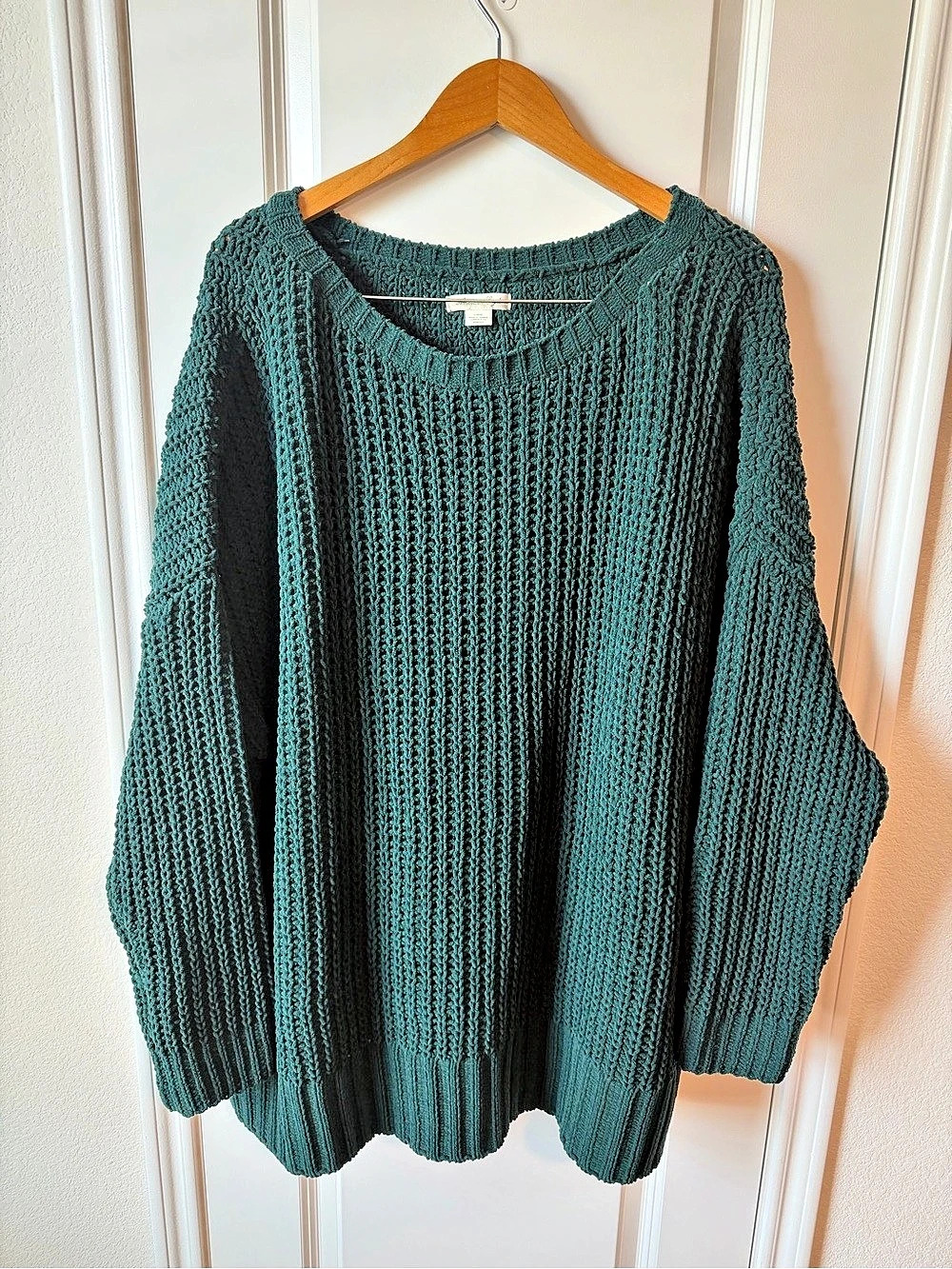 American Eagle Outfitters Oversized Chunky Knit Sweater in Green